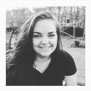 Meet your Posher, Eva